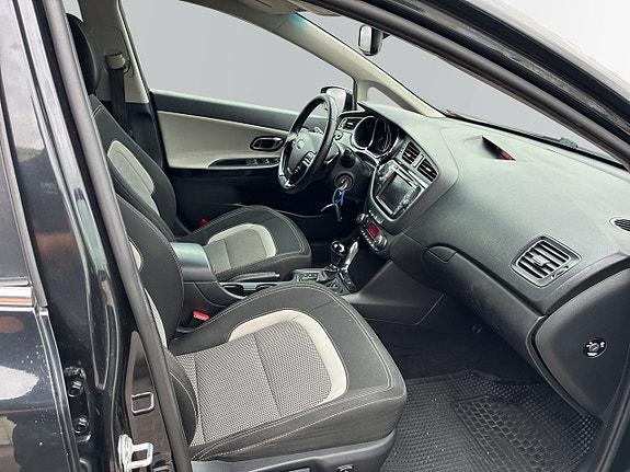 Kia Ceed 8 of 10