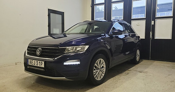 Volkswagen T-Roc 2 of 5