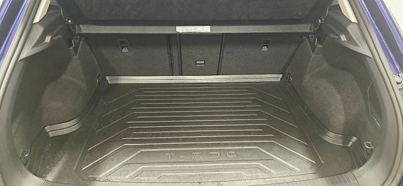 Volkswagen T-Roc 23 of 23