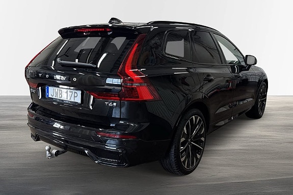 Volvo XC60 3 of 5