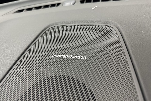 Volvo XC60 23 of 24