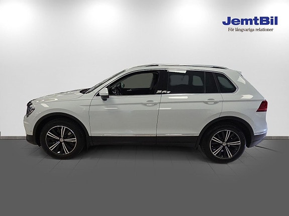 Volkswagen Tiguan 4 of 5