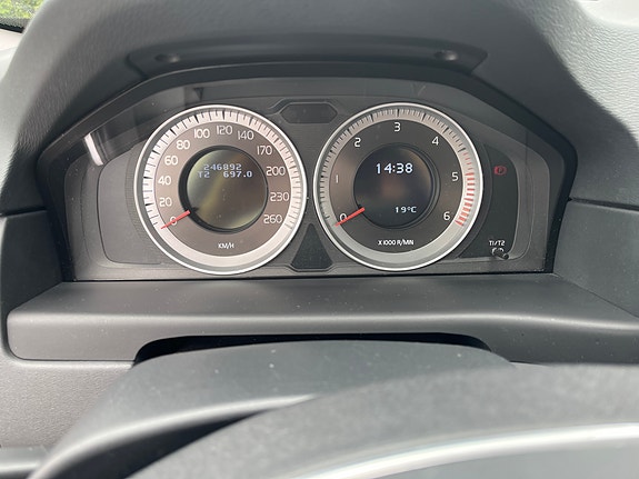 Volvo V70 5 of 9