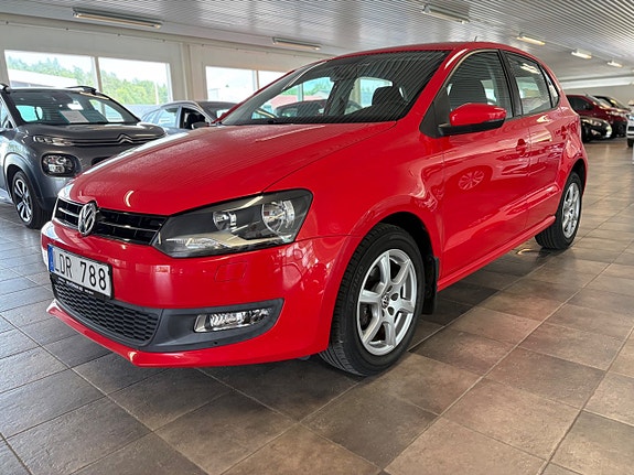 Volkswagen Polo 2 of 5