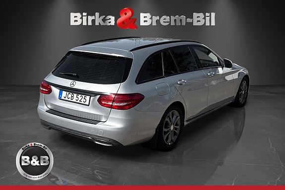 Mercedes-Benz C180 11 of 20
