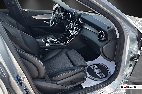 Mercedes-Benz C180 20 of 20