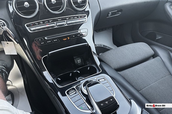 Mercedes-Benz C180 18 of 20