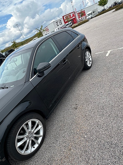 Audi A3 4 of 5