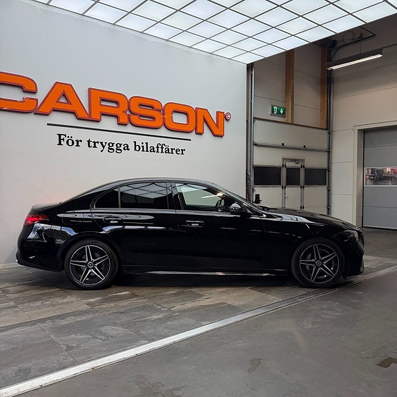 Mercedes-Benz C300 d 3 of 13