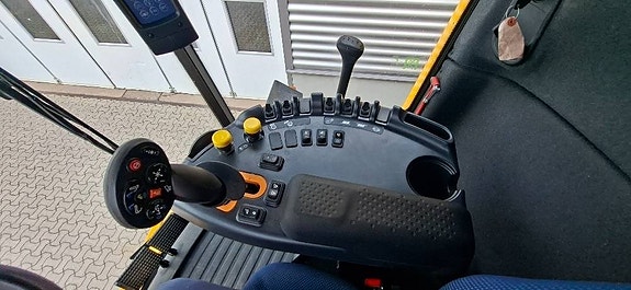 New Holland TC5.90 RS 17 of 24