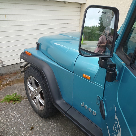 Jeep Wrangler 8 of 10