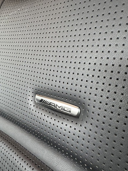 Mercedes-Benz E63 8 of 17