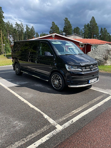 Volkswagen Transporter 2 of 5