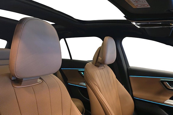 Mercedes-Benz E300 e 15 of 17