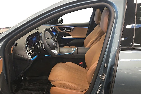 Mercedes-Benz E300 e 8 of 17