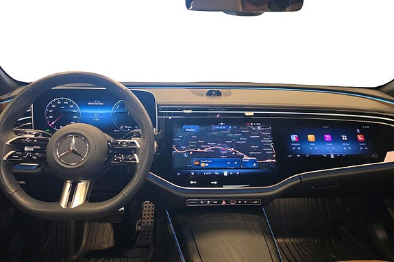 Mercedes-Benz E300 e 9 of 17