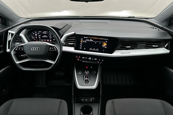 Audi Q4 e-tron 3 of 3