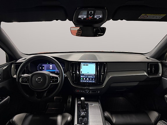 Volvo XC60 14 of 24