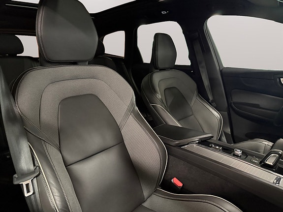 Volvo XC60 12 of 24