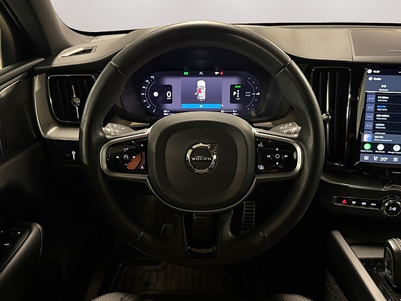 Volvo XC60 15 of 24