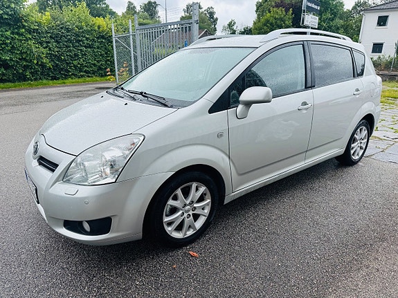 Toyota Corolla Verso 11 of 16