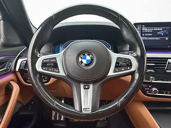 BMW 530e 18 of 30