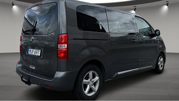 Toyota Proace Verso 3 of 5