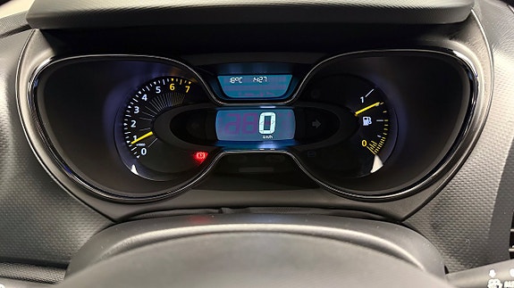 Renault Captur 19 of 28