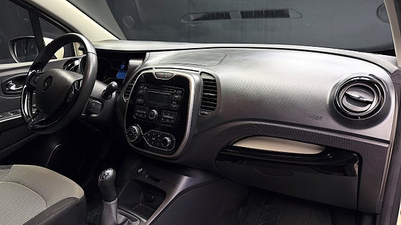 Renault Captur 15 of 28