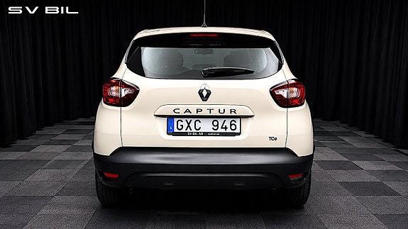 Renault Captur 8 of 28