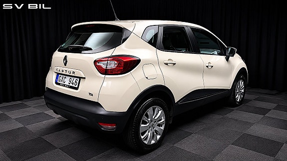 Renault Captur 7 of 28