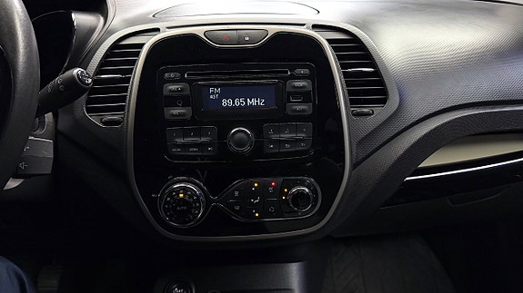Renault Captur 20 of 28