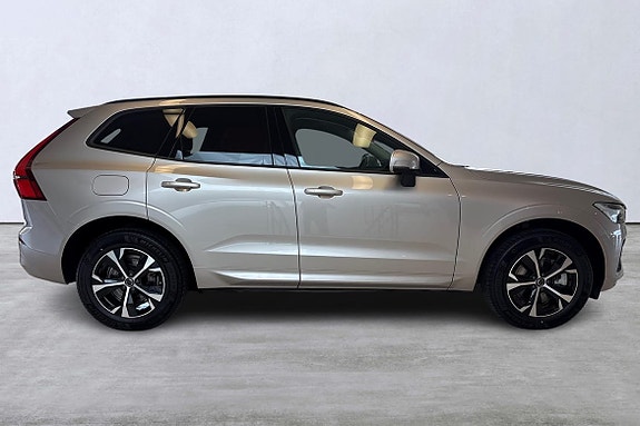Volvo XC60 3 of 5