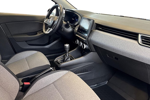 Renault Clio 10 of 14