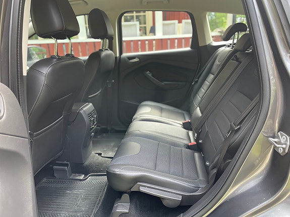 Ford Kuga 4 of 5
