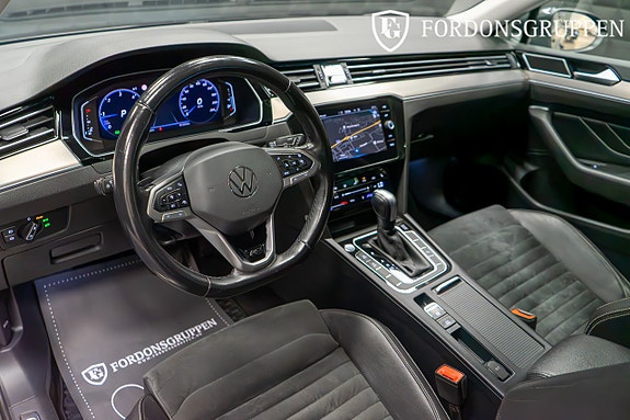 Volkswagen Passat 18 of 27