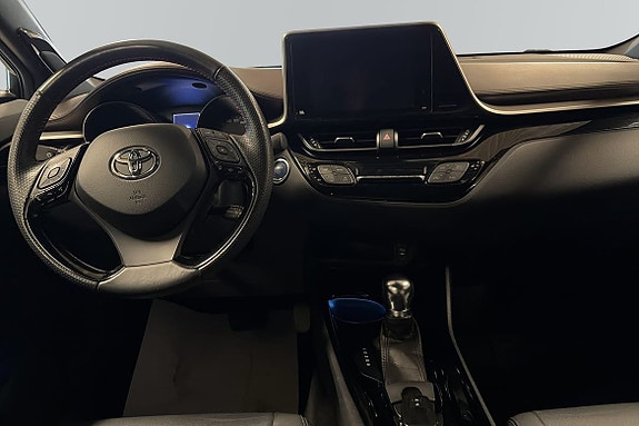 Toyota C-HR 8 of 10