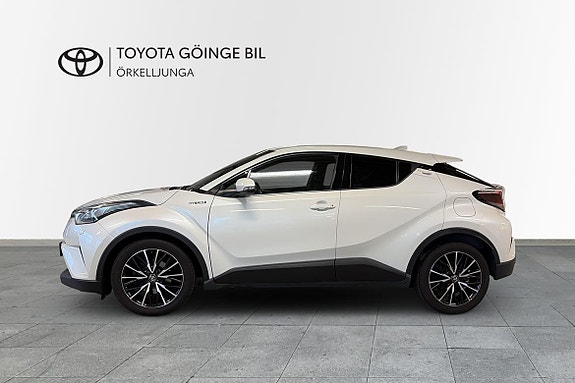 Toyota C-HR 3 of 10