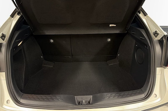 Toyota C-HR 10 of 10