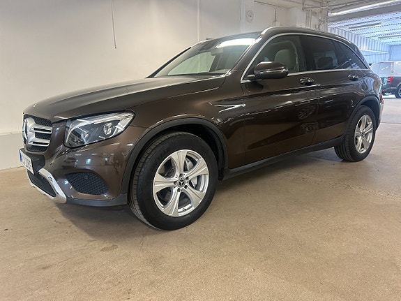 Mercedes-Benz GLC220 d 3 of 5