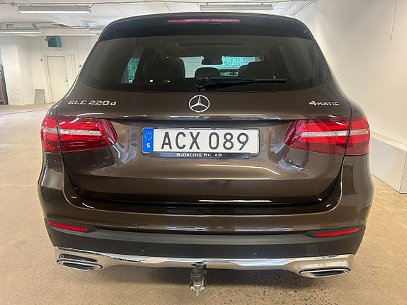Mercedes-Benz GLC220 d 9 of 23