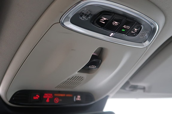 Volvo V90 Cross Country 22 of 25