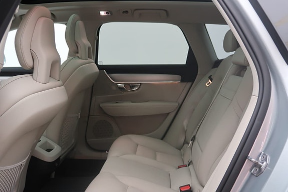 Volvo V90 Cross Country 5 of 5