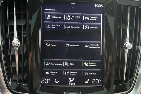 Volvo V90 Cross Country 15 of 25