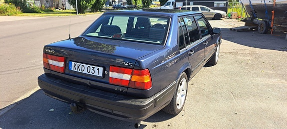 Volvo 940 2 of 5