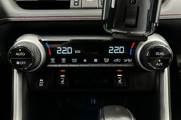 Toyota RAV4 19 of 26