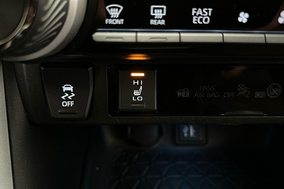 Toyota RAV4 20 of 26