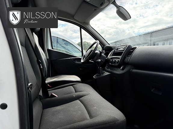 Renault Trafic 28 of 30