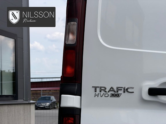 Renault Trafic 12 of 30