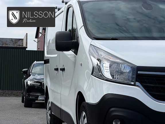 Renault Trafic 5 of 5